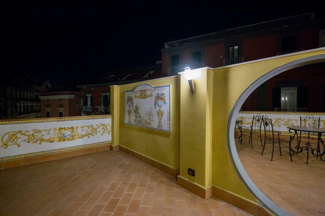 נאפולי Palazzo Doria D'Angri Suites מראה חיצוני תמונה